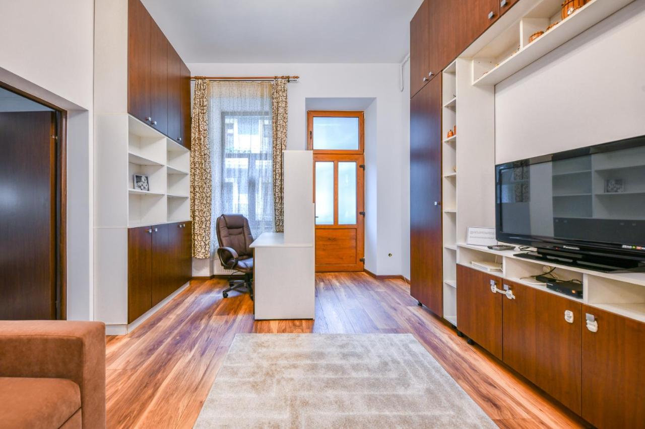 קלוז'-נאפוקה Glam Apartment מראה חיצוני תמונה
